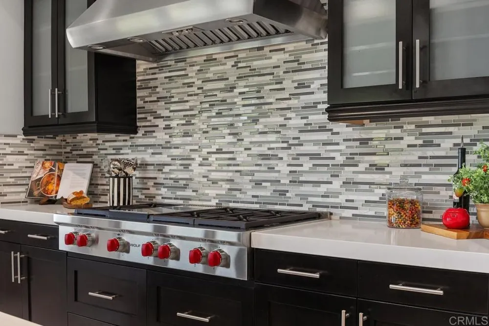 18338 Avenida Apice Rancho Santa Fe, CA 92067