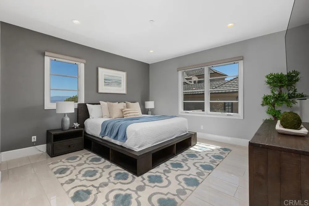 18338 Avenida Apice Rancho Santa Fe, CA 92067