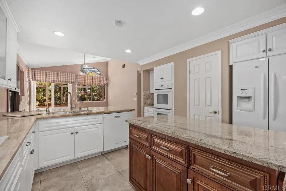 6005 Patmos Way Oceanside, CA 92056