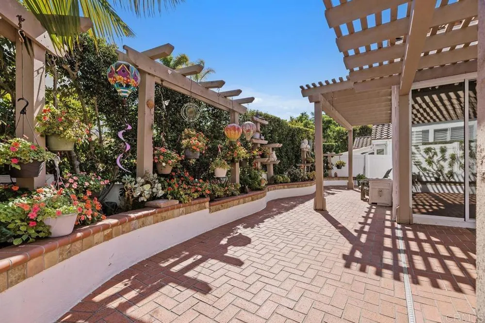 6005 Patmos Way Oceanside, CA 92056