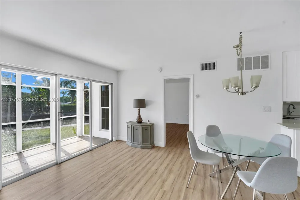 2970 NE 16th Ave #214 Oakland Park, FL 33334