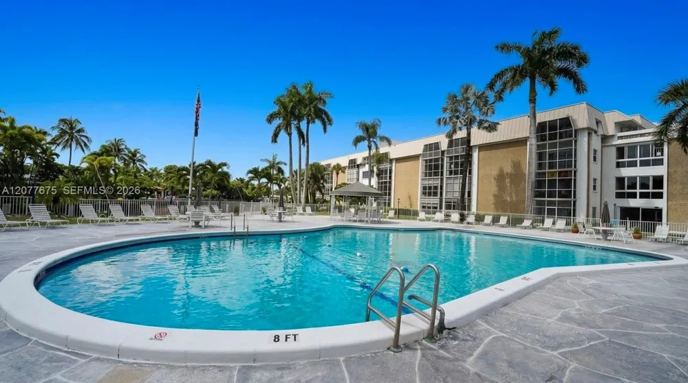 2970 NE 16th Ave #214 Oakland Park, FL 33334
