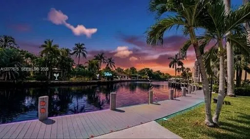 2970 NE 16th Ave #214 Oakland Park, FL 33334