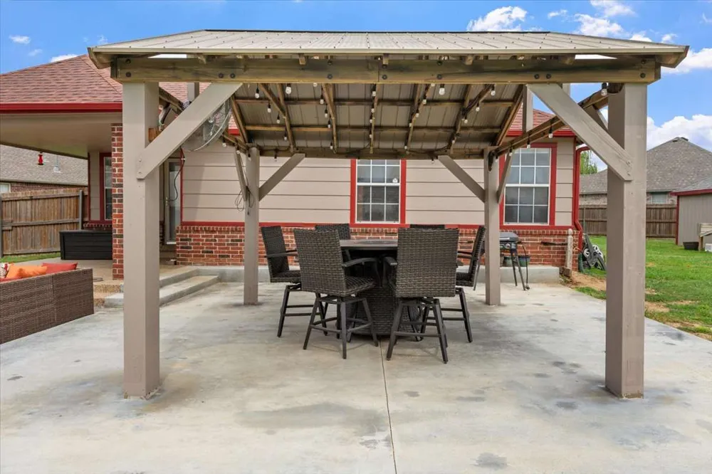 8517 E Madison Street Broken Arrow, OK 74014