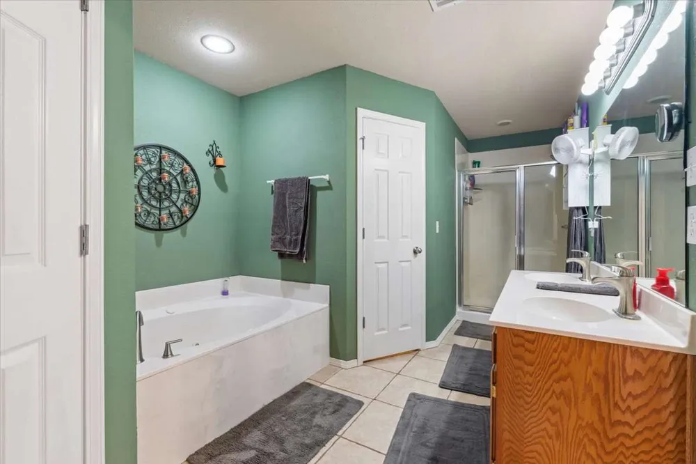 8517 E Madison Street Broken Arrow, OK 74014
