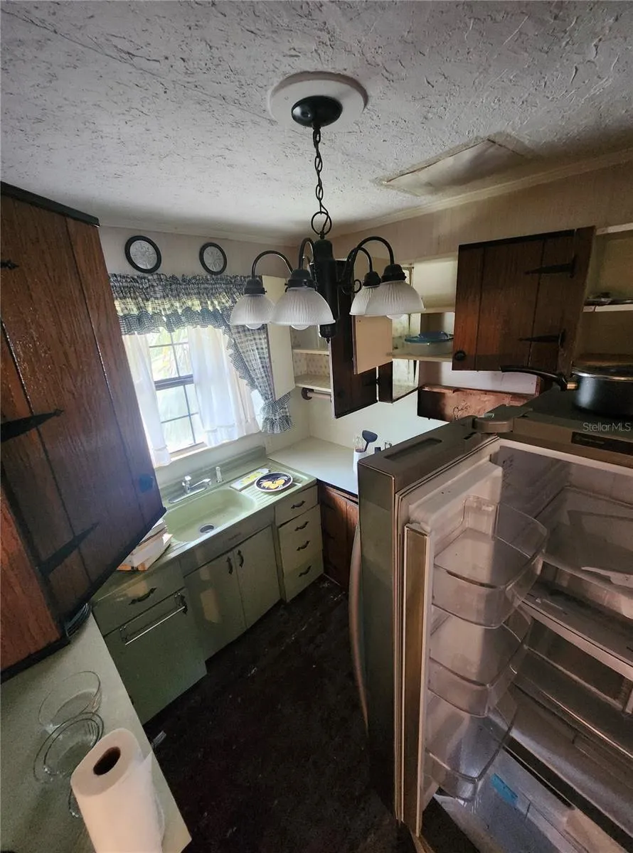 610 TANGLEWOOD STREET Daytona Beach, FL 32114