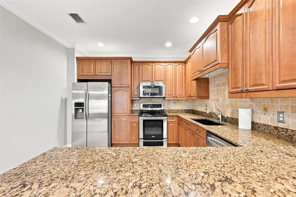 133 VALENCIA CIRCLE St Petersburg, FL 33716