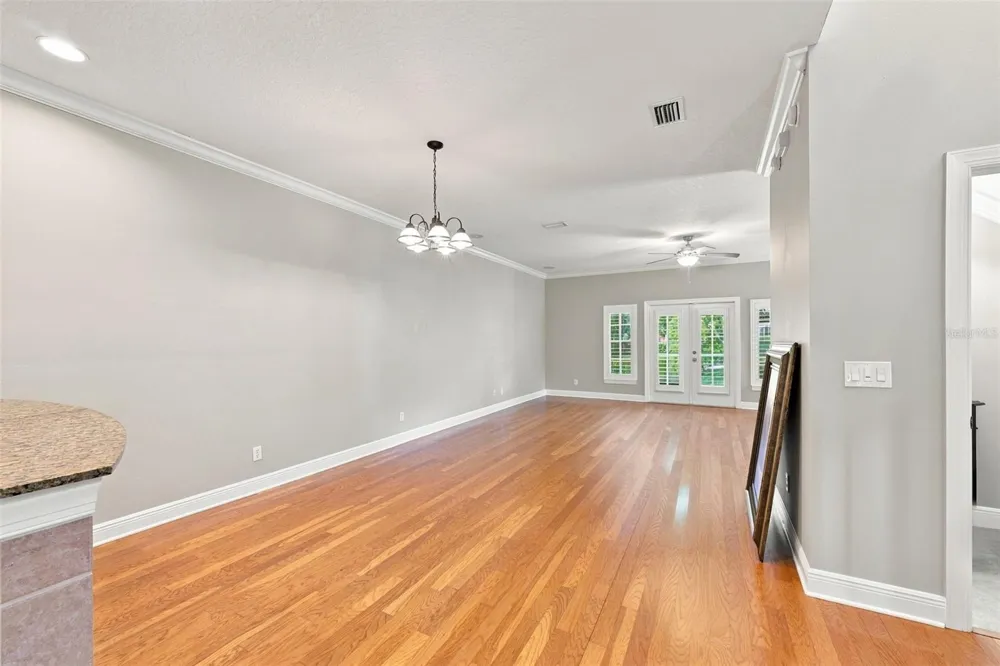 133 VALENCIA CIRCLE St Petersburg, FL 33716