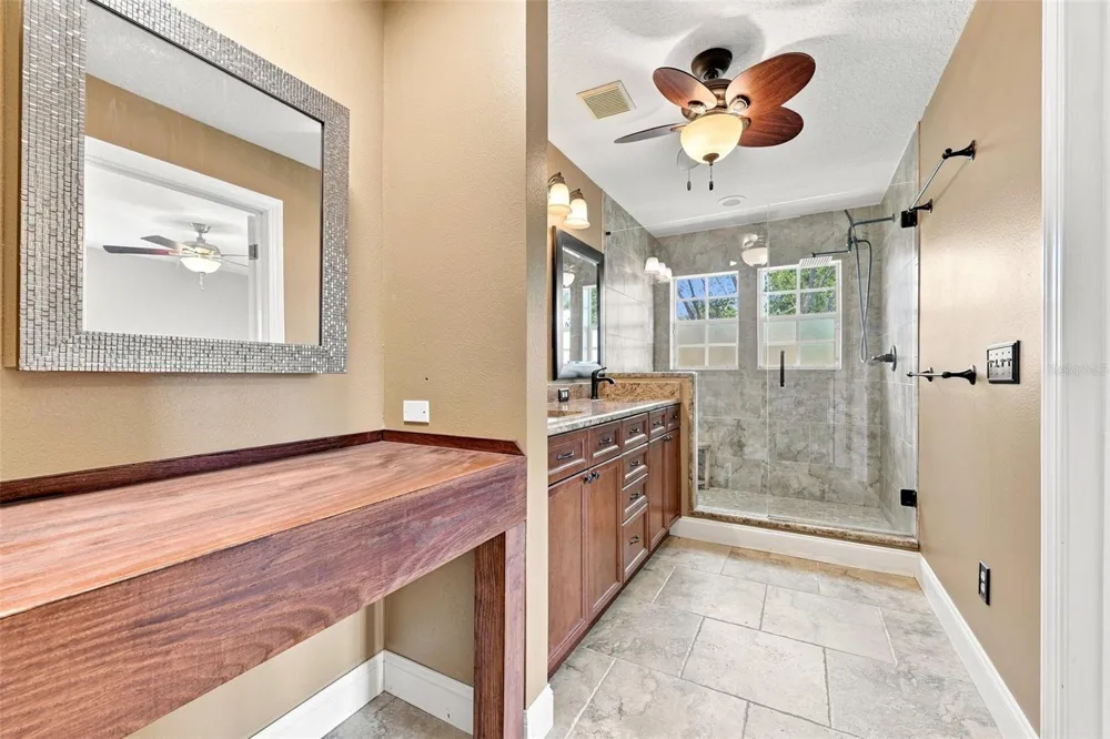 133 VALENCIA CIRCLE St Petersburg, FL 33716