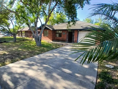310 W 10th Street