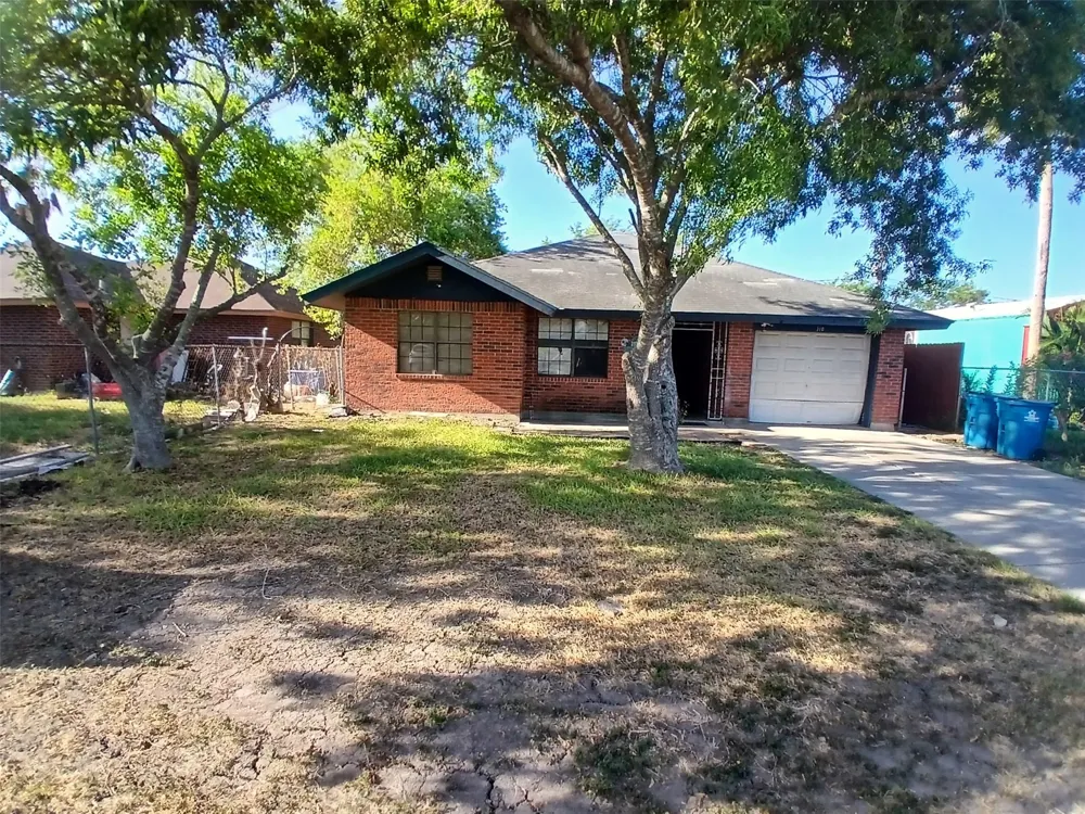 310 W 10th Street Los Fresnos, TX 78566