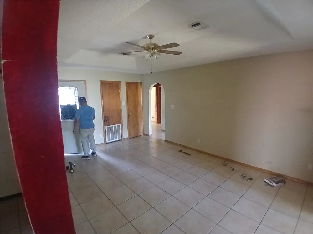 310 W 10th Street Los Fresnos, TX 78566