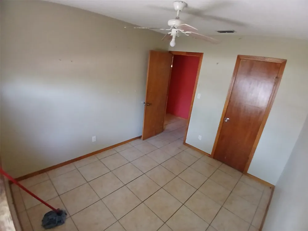 310 W 10th Street Los Fresnos, TX 78566
