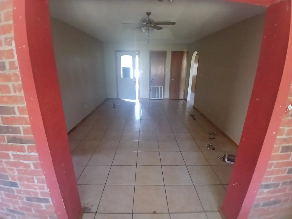 310 W 10th Street Los Fresnos, TX 78566