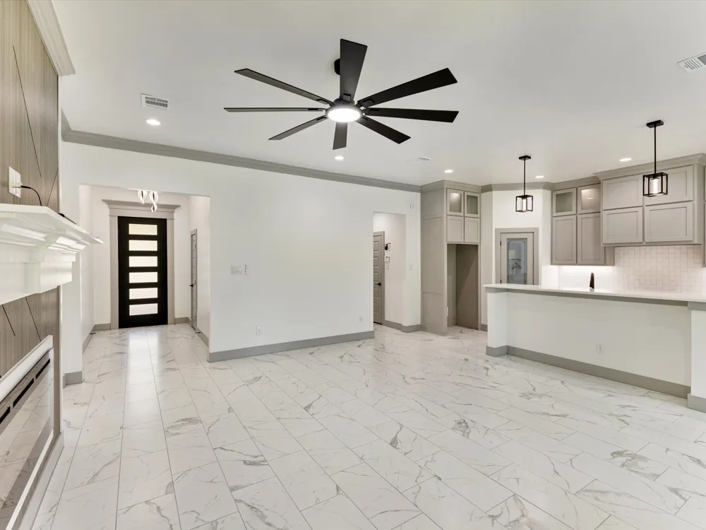 716 E Jefferson Street Waxahachie, TX 75165