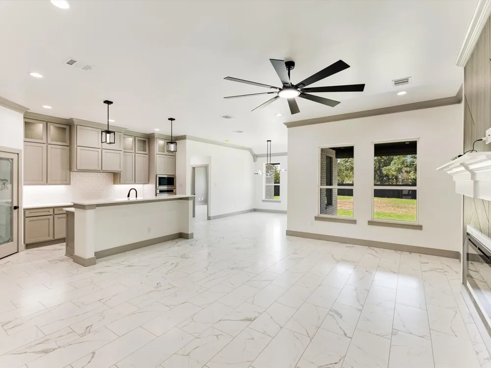 716 E Jefferson Street Waxahachie, TX 75165