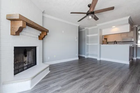 3919 Fairmont Parkway #238