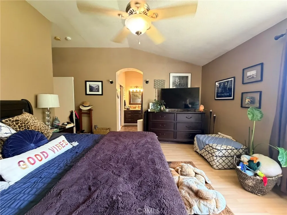 1940 Silverado Merced, CA 95340