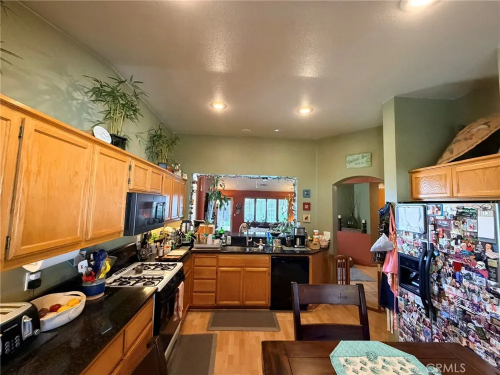 1940 Silverado Merced, CA 95340