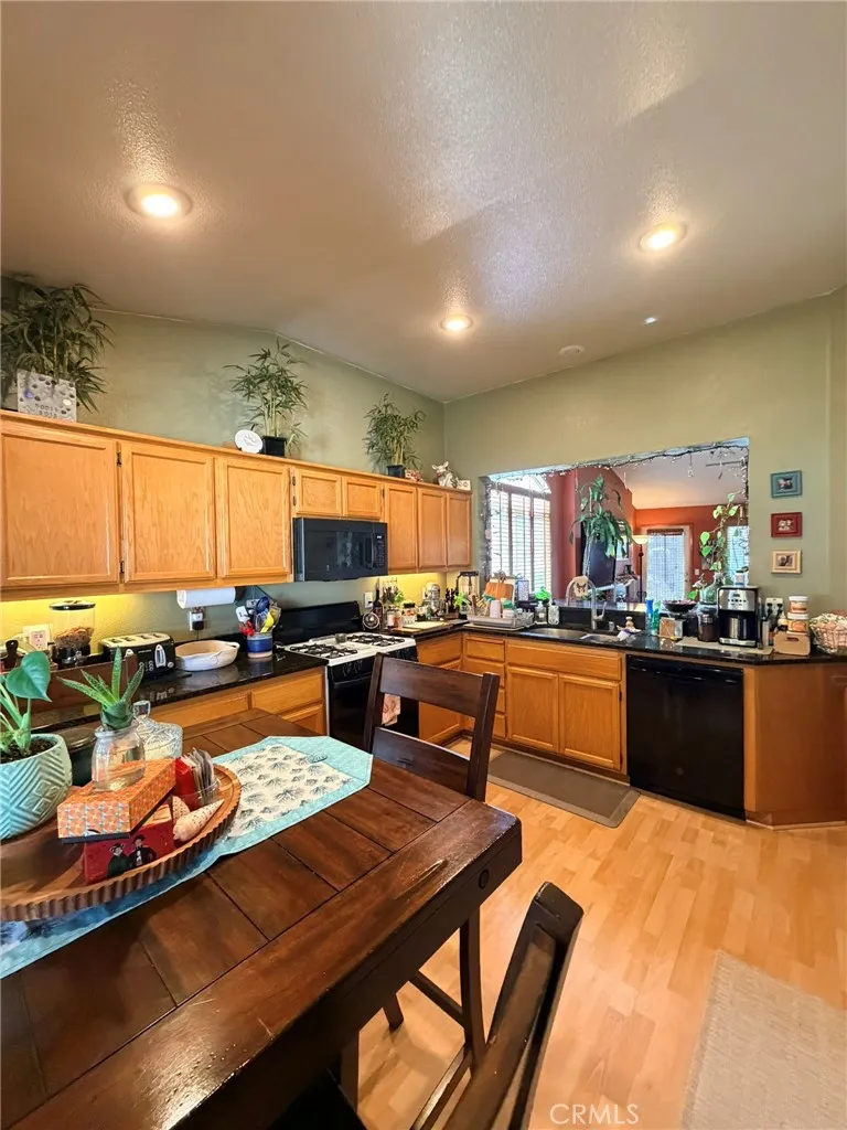 1940 Silverado Merced, CA 95340