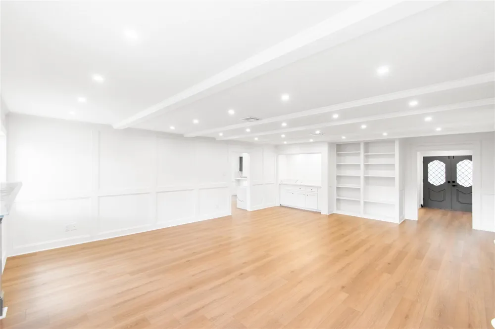 15202 La Paloma Drive Houston, TX 77083