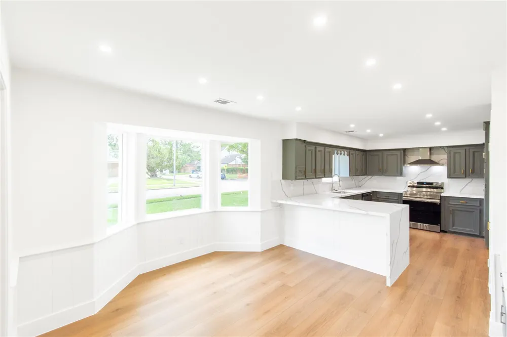 15202 La Paloma Drive Houston, TX 77083