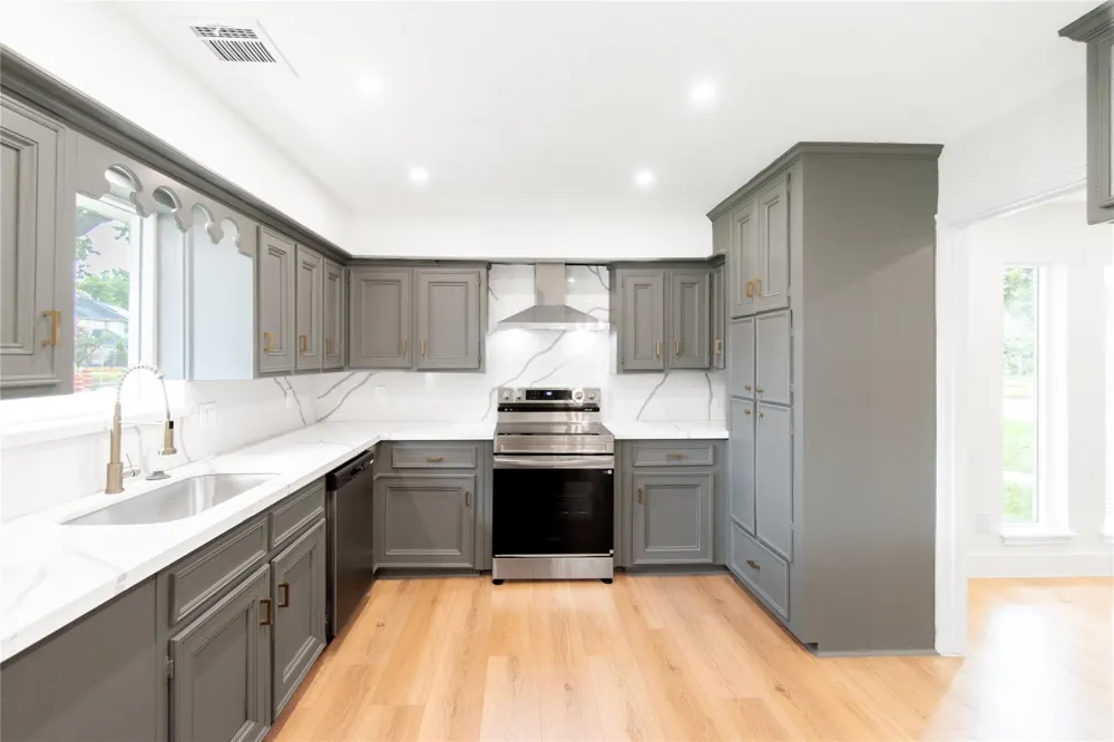 15202 La Paloma Drive Houston, TX 77083