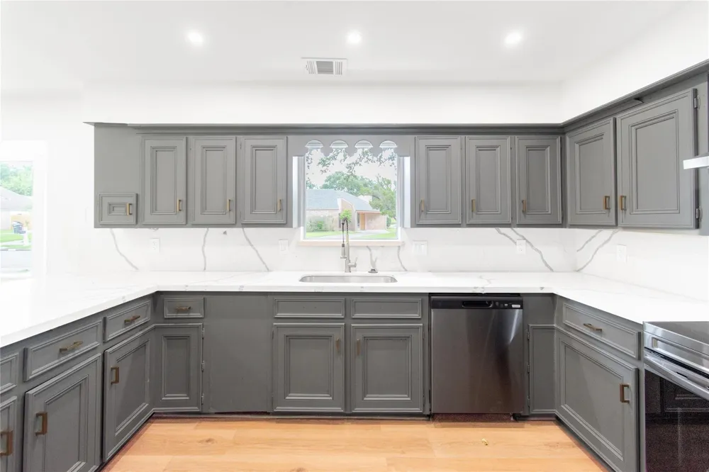 15202 La Paloma Drive Houston, TX 77083