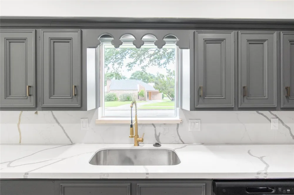 15202 La Paloma Drive Houston, TX 77083