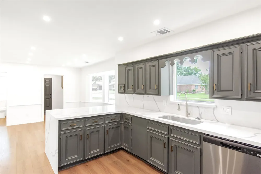 15202 La Paloma Drive Houston, TX 77083