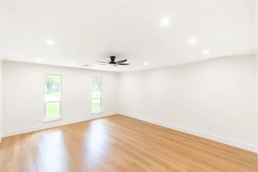 15202 La Paloma Drive Houston, TX 77083