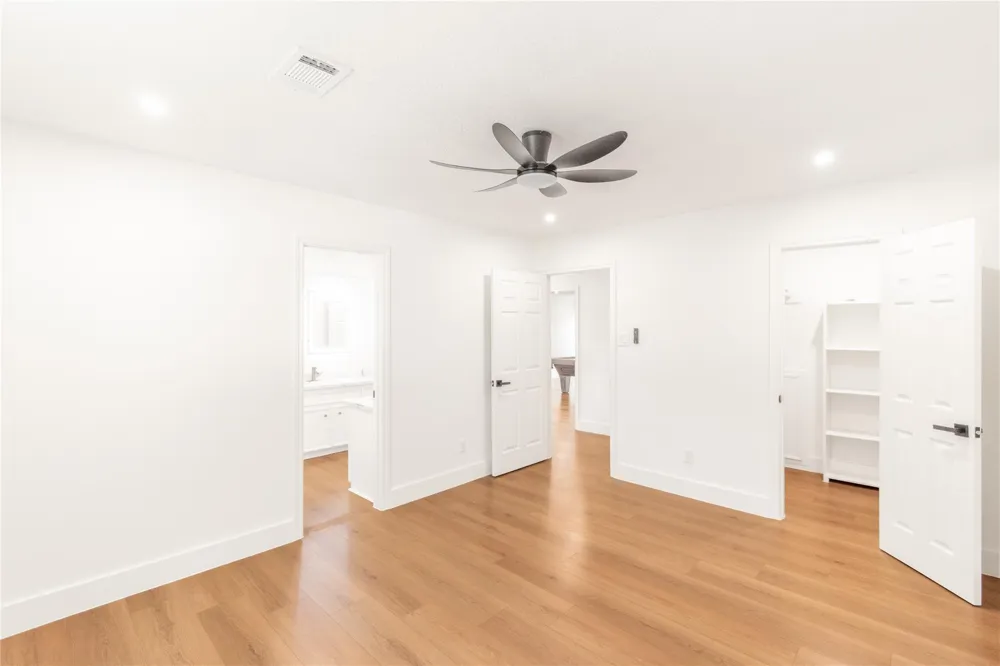 15202 La Paloma Drive Houston, TX 77083