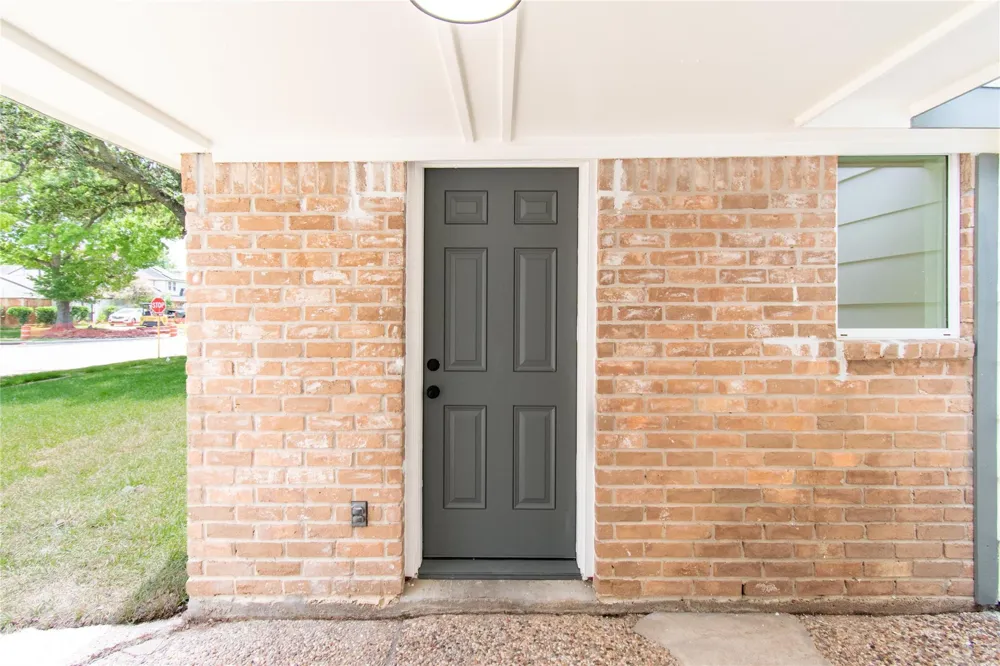 15202 La Paloma Drive Houston, TX 77083