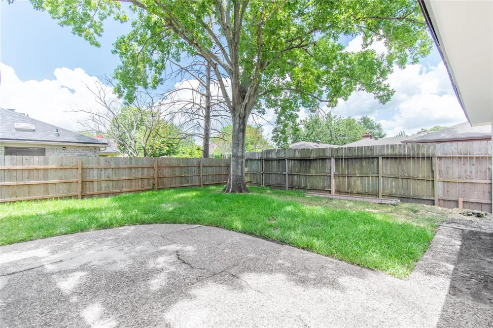 15202 La Paloma Drive Houston, TX 77083