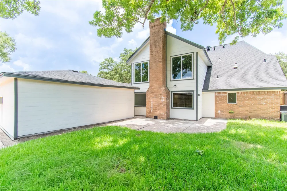 15202 La Paloma Drive Houston, TX 77083