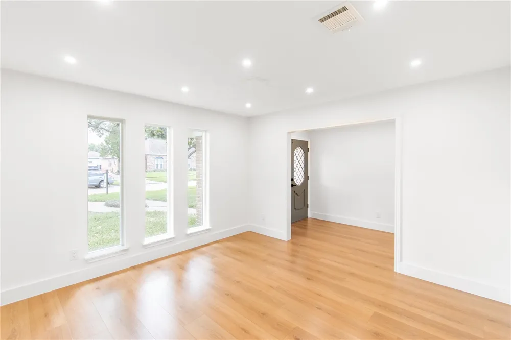 15202 La Paloma Drive Houston, TX 77083