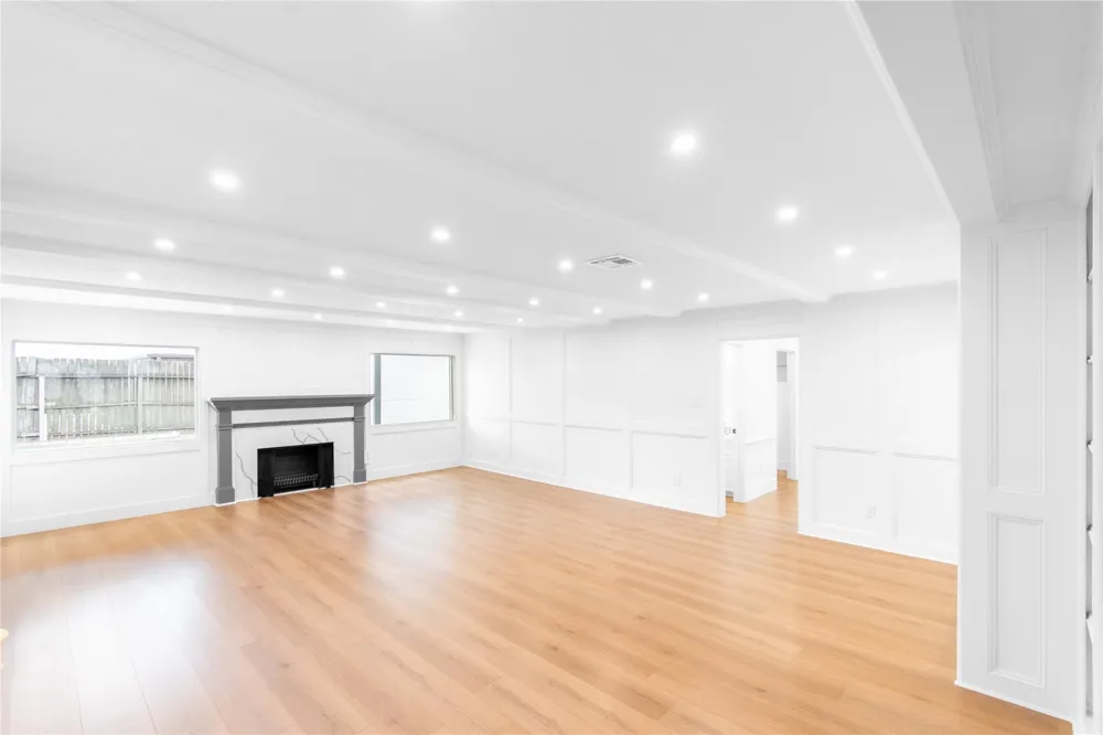 15202 La Paloma Drive Houston, TX 77083