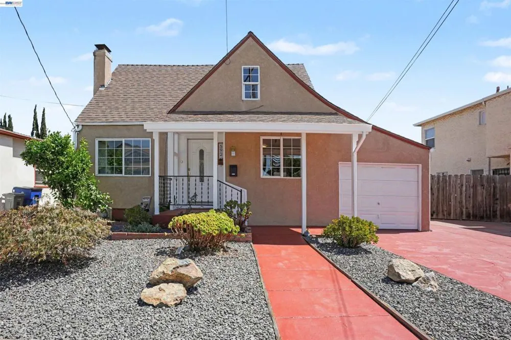 592 Lewis Ave San Leandro, CA 94577