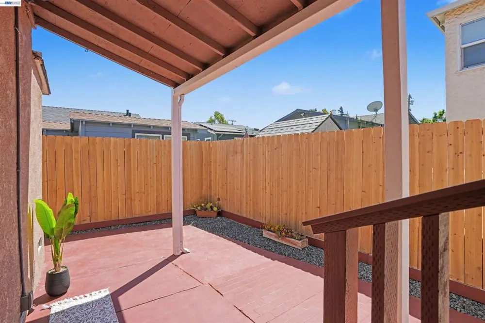 592 Lewis Ave San Leandro, CA 94577