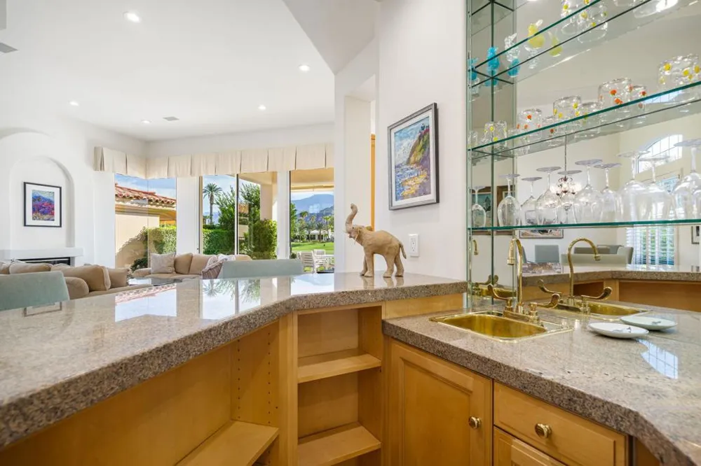 51005 Mandarina La Quinta, CA 92253