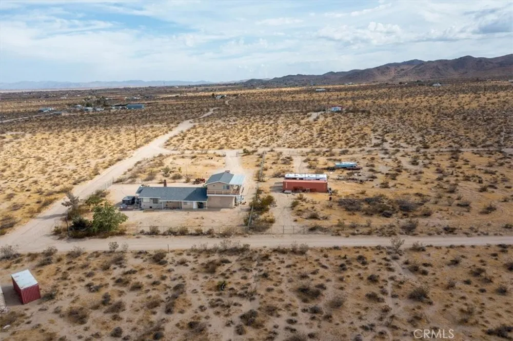 55576 Valley View Road Landers, CA 92285