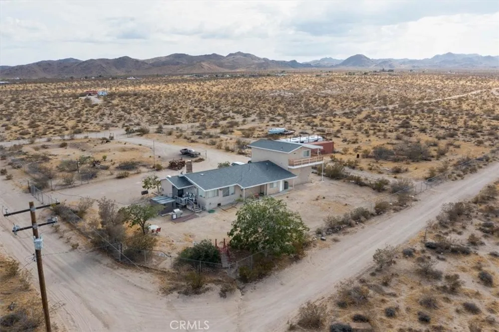 55576 Valley View Road Landers, CA 92285