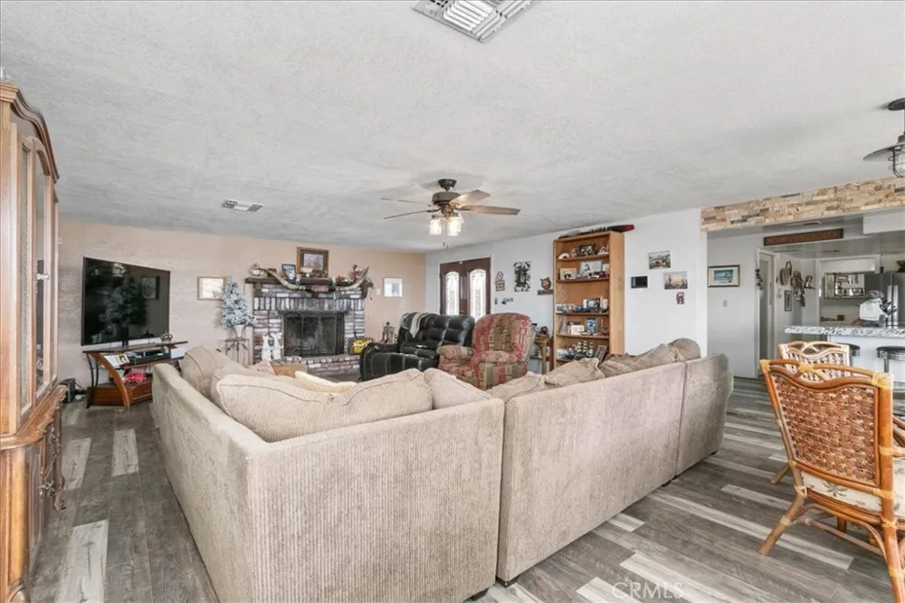 55576 Valley View Road Landers, CA 92285