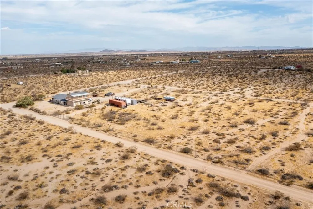 55576 Valley View Road Landers, CA 92285