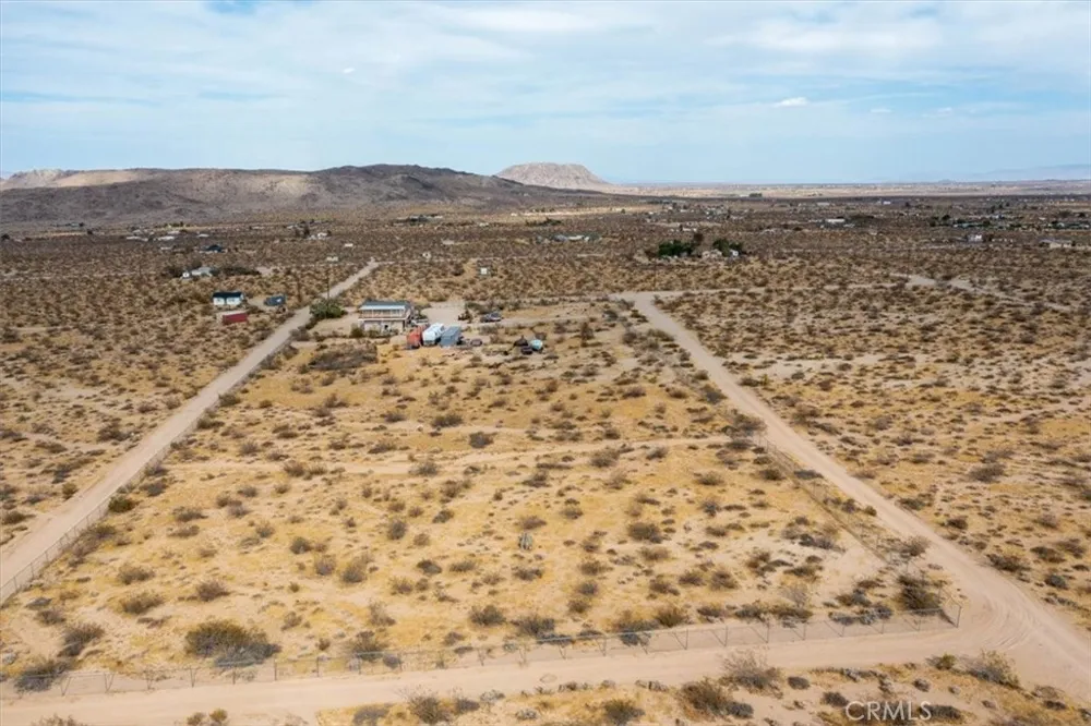 55576 Valley View Road Landers, CA 92285