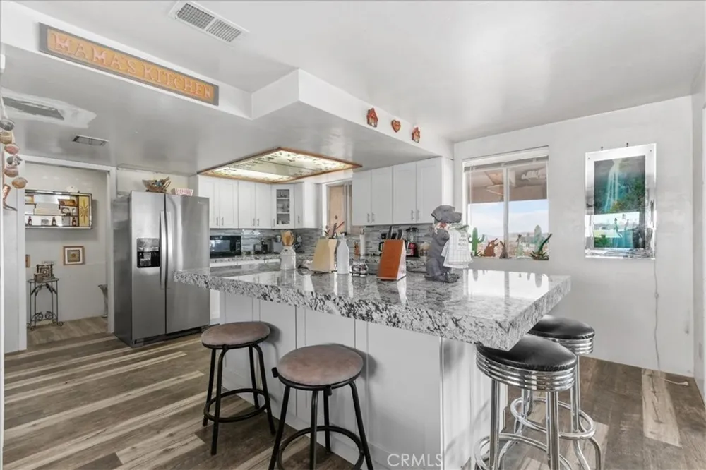 55576 Valley View Road Landers, CA 92285