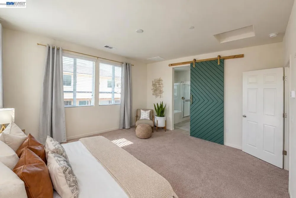 21236 Grapevine Dr Patterson, CA 95363