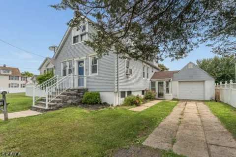 318 Marion Place