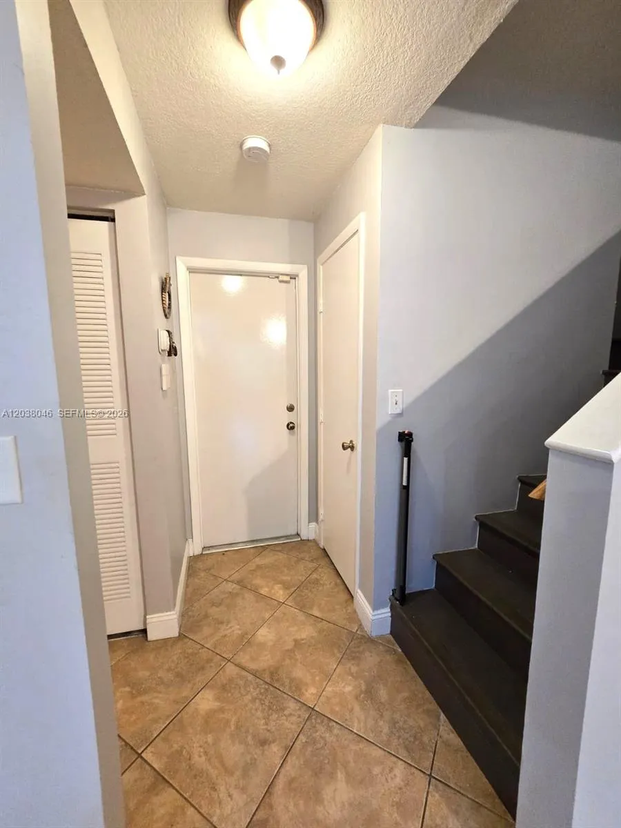 13870 Magnolia Ct Davie, FL 33325
