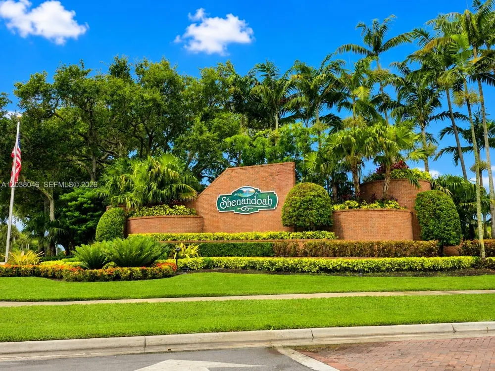 13870 Magnolia Ct Davie, FL 33325